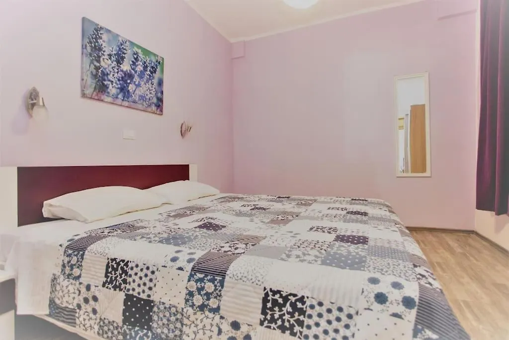 Apartmán Apartman Den,Rovinj Oaza U Centru Grada I Besplatnim Parkingom  Rovinj